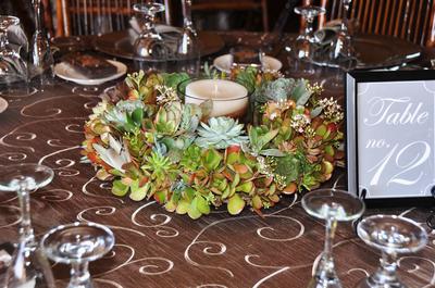 wedding-succulent-wreaths